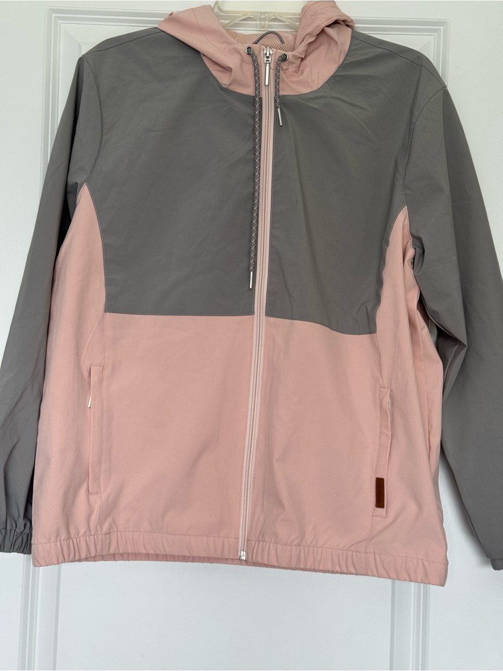 Voyager Lightweight Active Stretch Windbreaker in pink and gray
